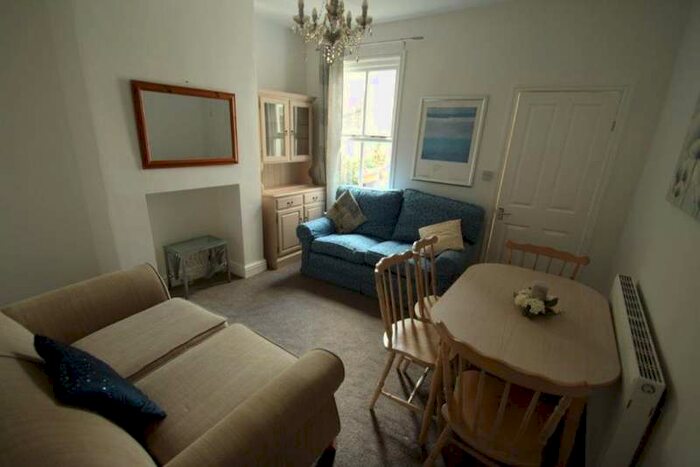 4 Bedroom Property To Rent In Knighton Lane, Leicester, LE2