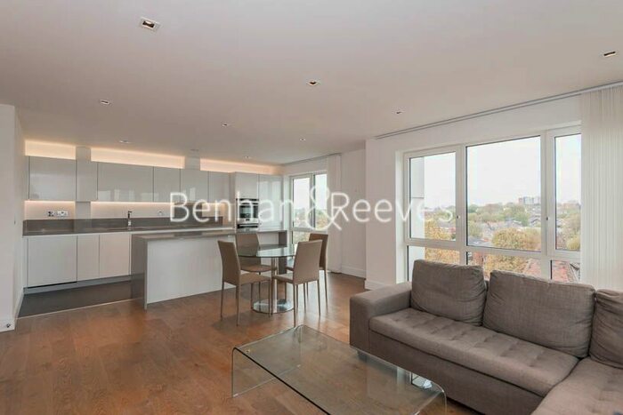 2 Bedroom Flat To Rent In Longfield Avenue, Ealing, W5