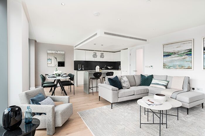 2 Bedroom Flat For Sale In Marsh Wall, London, E14