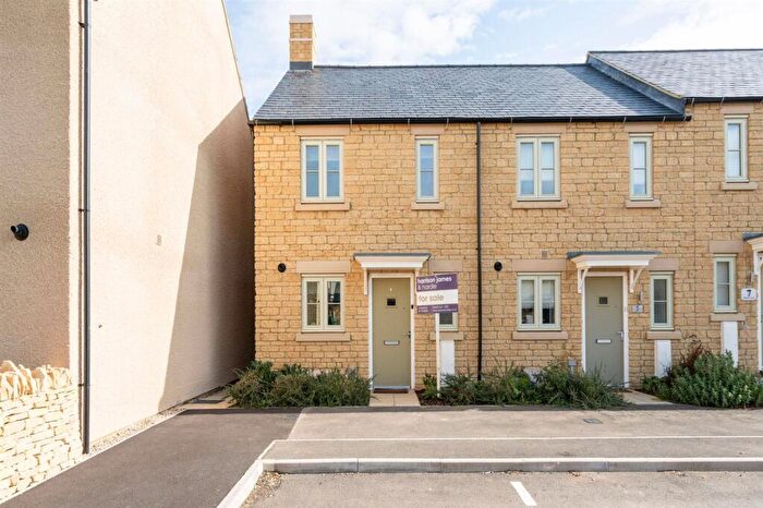 2 Bedroom End Of Terrace House To Rent In Warwick Link, Moreton-In-Marsh, GL56
