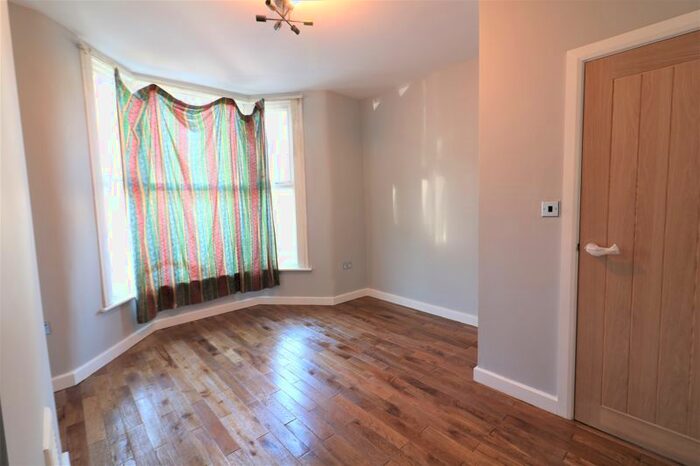1 Bedroom Flat To Rent In Newlyn Road, London N17