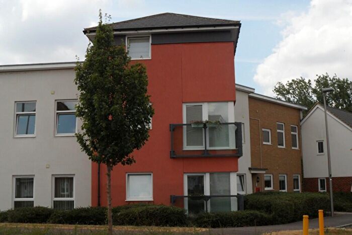 2 Bedroom Apartment To Rent In Pond Gate, Milton Keynes, Buckinghamshire, MK14