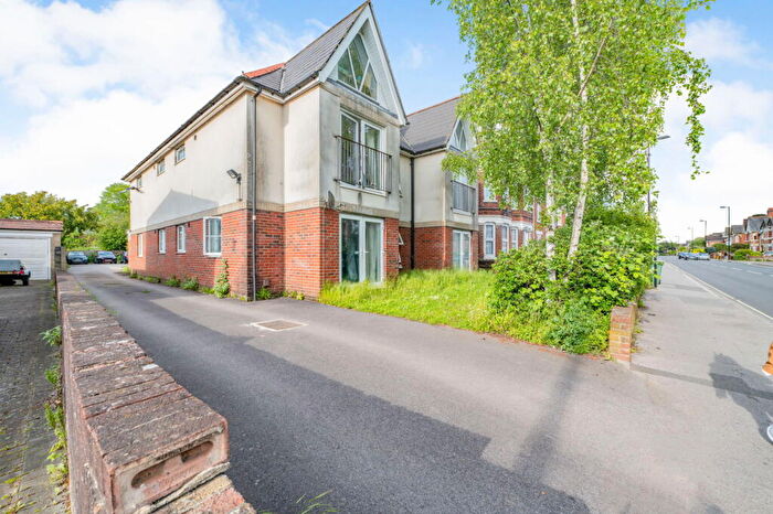 1 Bedroom Flat For Sale In Howard Road, Southampton, Hampshire, SO15