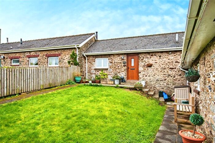 1 Bedroom Semi-Detached House For Sale In Honeyborough Road, Neyland, Milford Haven, Pembrokeshire, SA73