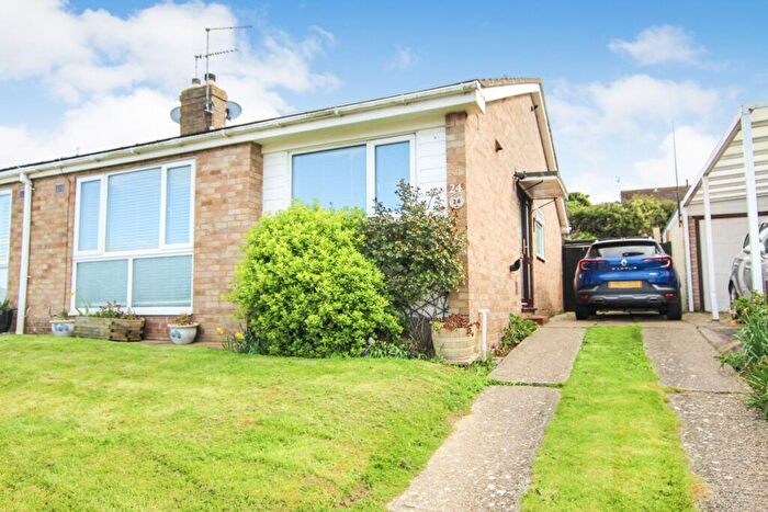 2 Bedroom Bungalow For Sale In Shearwater Avenue, Whitstable, CT5