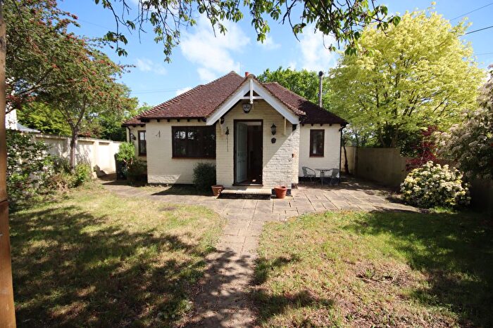 3 Bedroom Bungalow For Sale In Cookham, Maidenhead, SL6