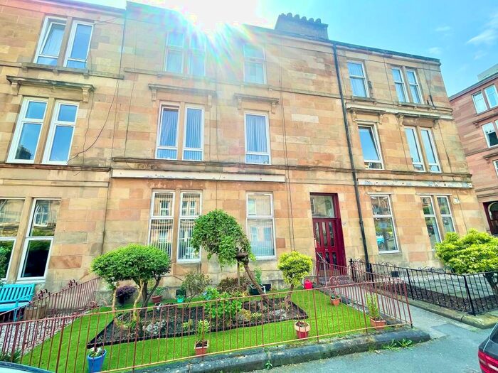 2 Bedroom Flat To Rent In Grantley Street, Shawlands, G41