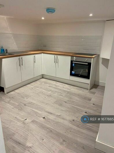 4 Bedroom Terraced House To Rent In Lower Somercotes, Leabrooks, DE55