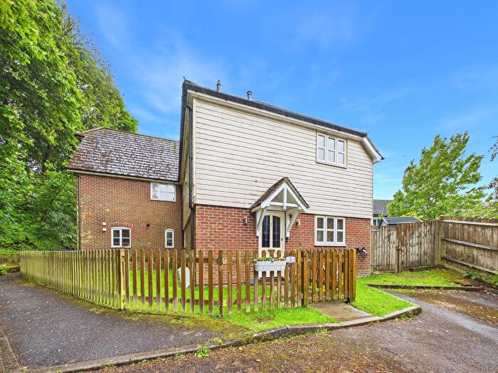 3 Bedroom End Terrace House For Sale In Station Road, Lyminge, Folkestone, Kent, CT18