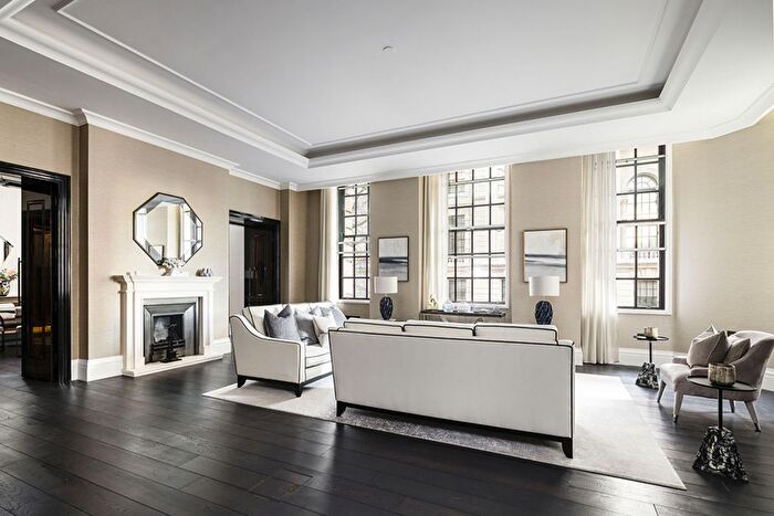 2 Bedroom Flat To Rent In Whitehall Place, London, SW1A