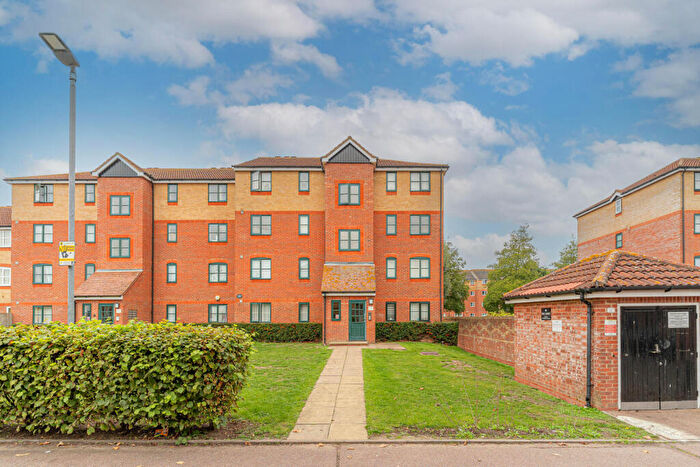 1 Bedroom Flat For Sale In Needham Court, Manton Road, Enfield, EN3