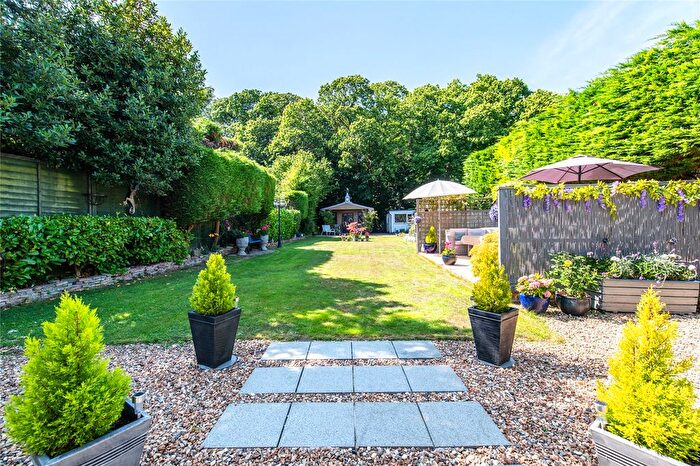 5 Bedroom Bungalow For Sale In Edwin Road, Wigmore, Kent, ME8