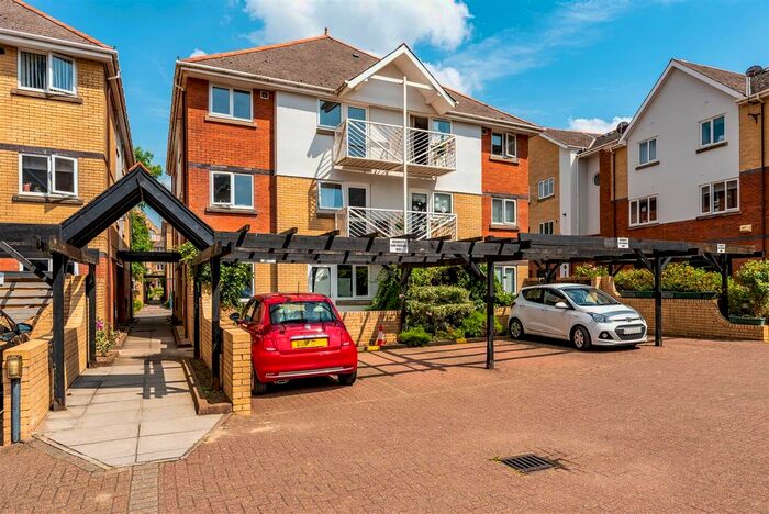 1 Bedroom Flat To Rent In Highmoor, Maritime Quarter, Swansea, SA1