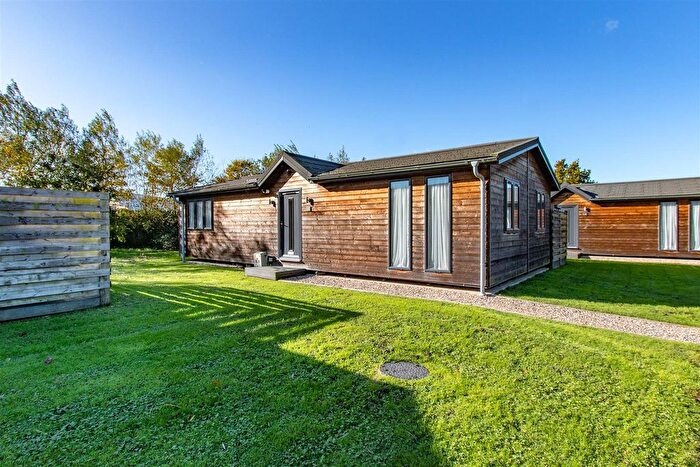 2 Bedroom Lodge To Rent In Hailsham Road, Pevensey, BN24