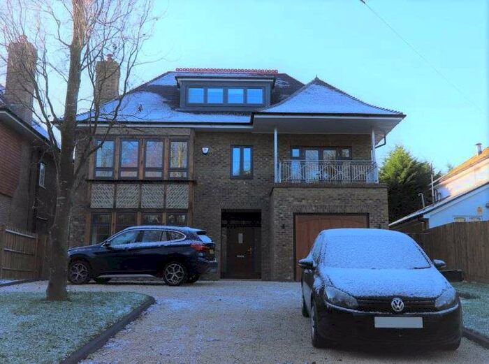 5 Bedroom Property For Sale In Chorleywood Road, Rickmansworth, WD3