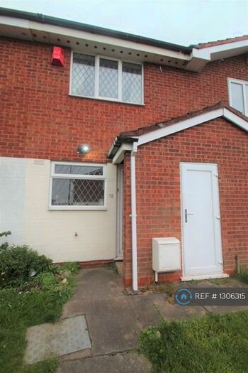 2 Bedroom Terraced House To Rent In Clifton Road, Halesowen, B62