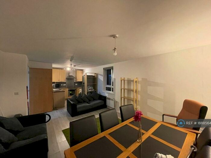 2 Bedroom Flat To Rent In Greyfriars Road, Coventry, CV1