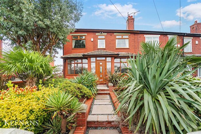 3 Bedroom End Terrace House For Sale In Bury Old Road, Heap, Bury, BL9