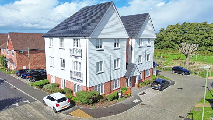 1 Bedroom Flat For Sale In Almond House, Mulberry Walk, Fleet, GU51