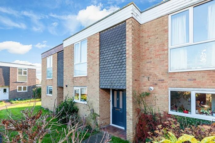 3 Bedroom Terraced House To Rent In Plane Tree Way, Woodstock, OX20