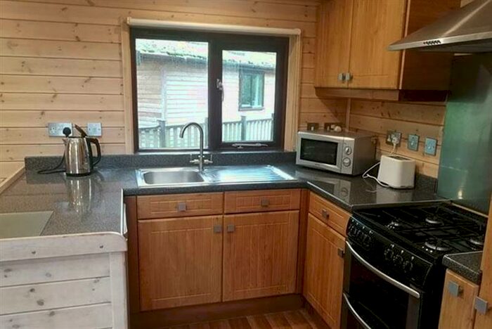 2 Bedroom Caravan For Sale In Appletree Country Park, PE20