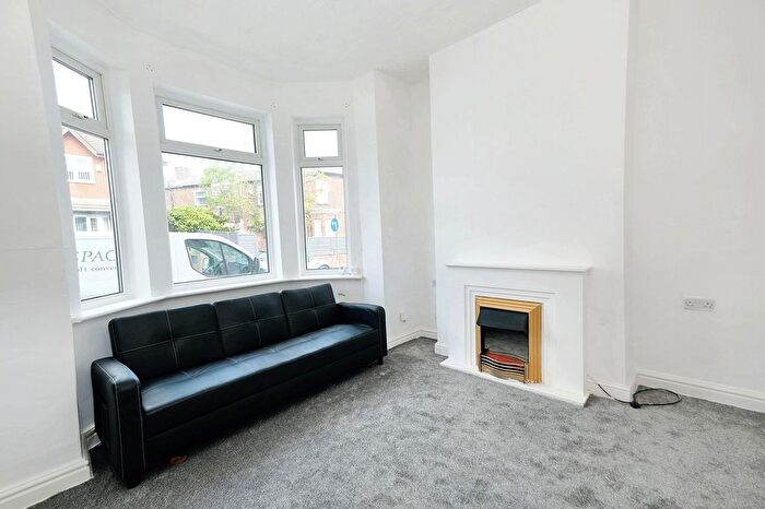 2 Bedroom Semi Detached House For Sale In Shakespeare Crescent, Eccles, M30