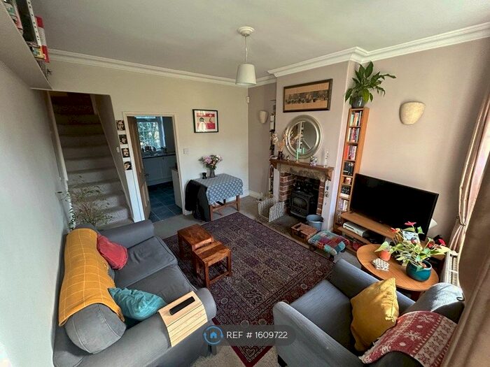 1 Bedroom Terraced House To Rent In Park Grove, Leeds, LS6