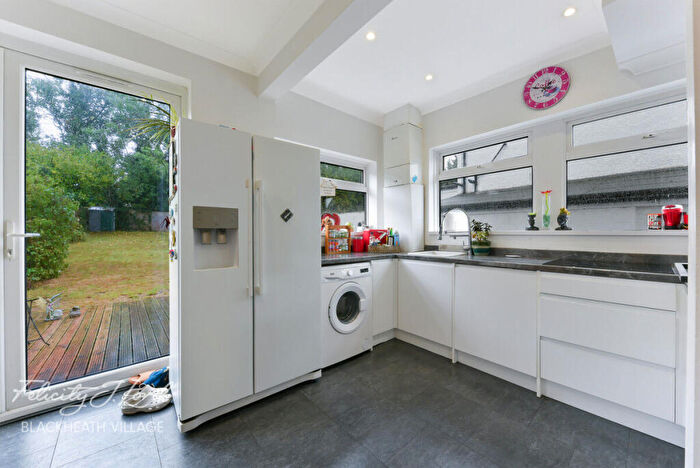 3 Bedroom Semi-Detached House For Sale In Mayday Gardens, London, SE3