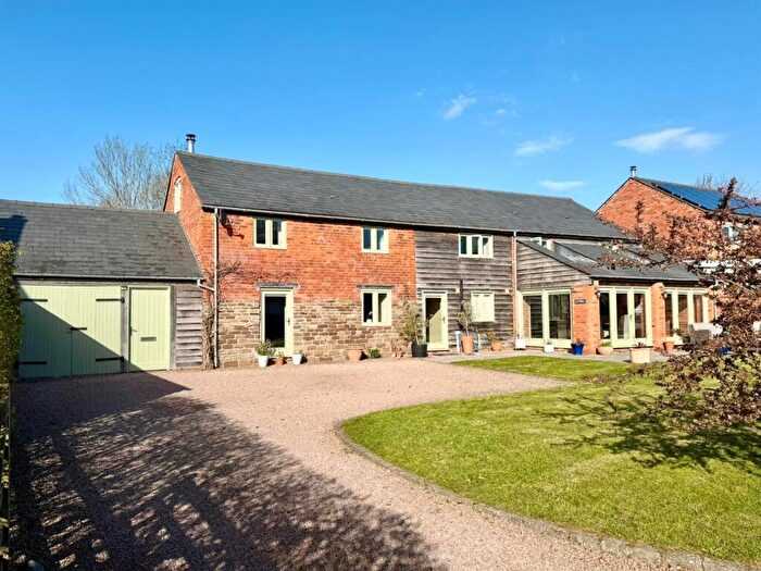 4 Bedroom Barn Conversion For Sale In Town House Court, Madley, Hereford, HR2