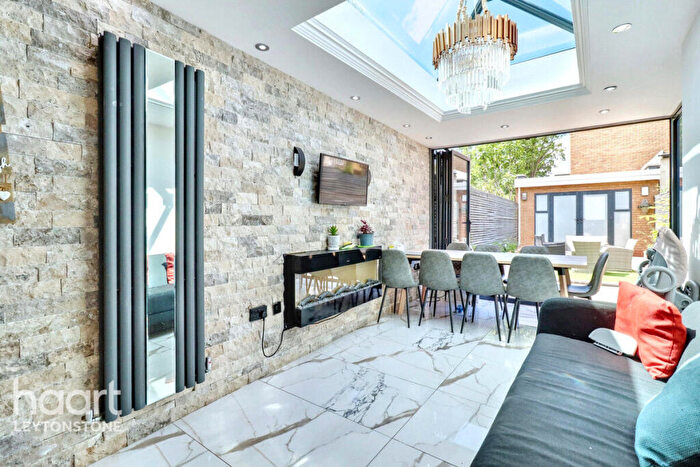 4 Bedroom Terraced House For Sale In Vicarage Road, Leyton, E10