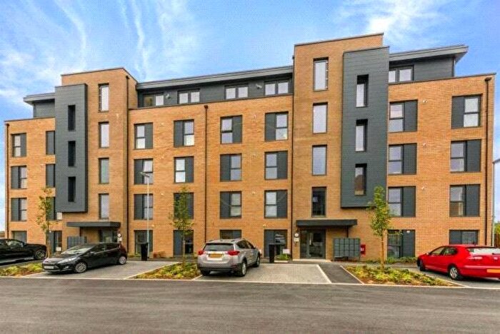 1 Bedroom Apartment To Rent In Swannell Way, Cricklewood, London, NW2