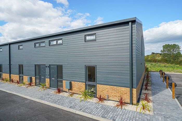 4 Bedroom Barn Conversion For Sale In Burston Ridge Farm, Rowsham, Aylesbury, HP22