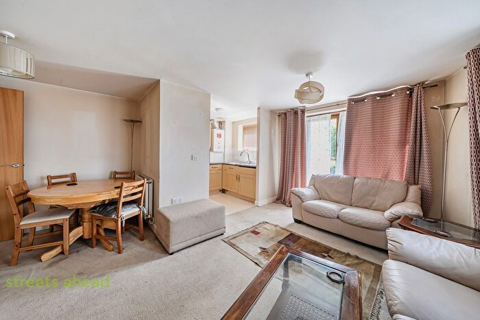 2 Bedroom Flat For Sale In Harry Close, Croydon, CR0