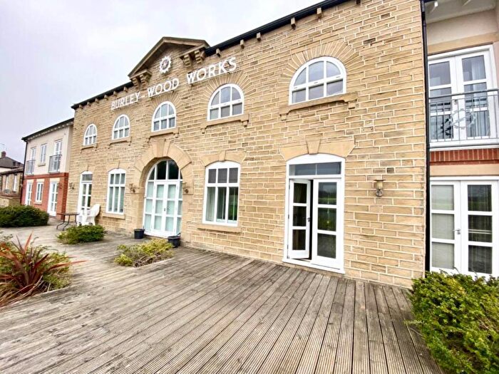 1 Bedroom Flat To Rent In Burley Wood Court, Burley, Leeds, LS4
