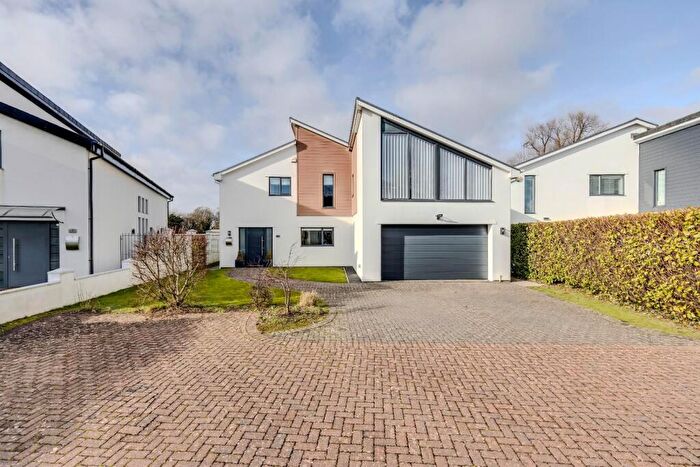 5 Bedroom Detached House For Sale In River Court, Treoes, Vale Of Glamorgan, CF35
