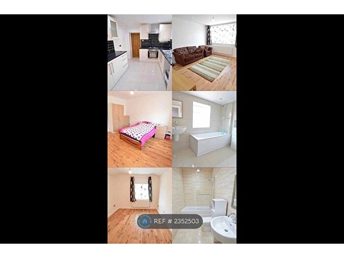 3 Bedroom Detached House To Rent In Park Street, Slough, SL1