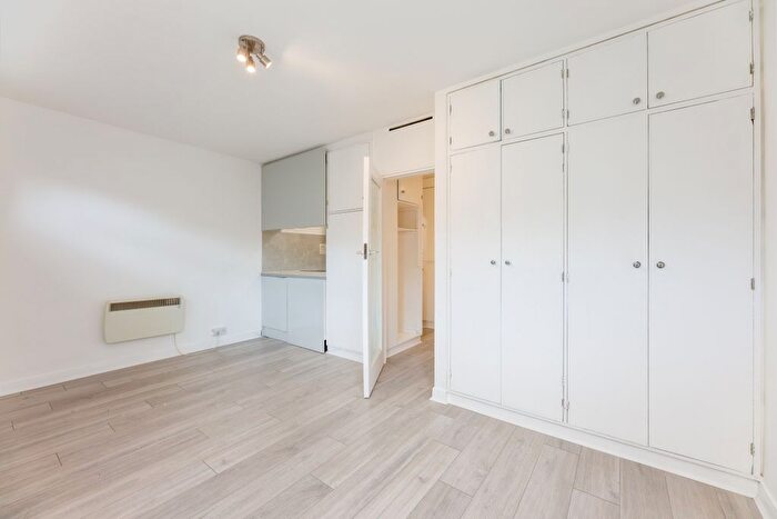 Studio To Rent In Kipling Street, London, SE1