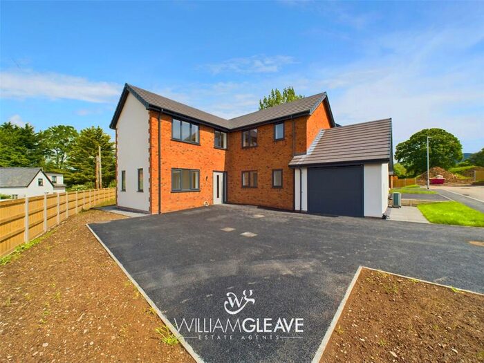 4 Bedroom House For Sale In Erw Isaf, Llandyrnog, Denbigh, LL16