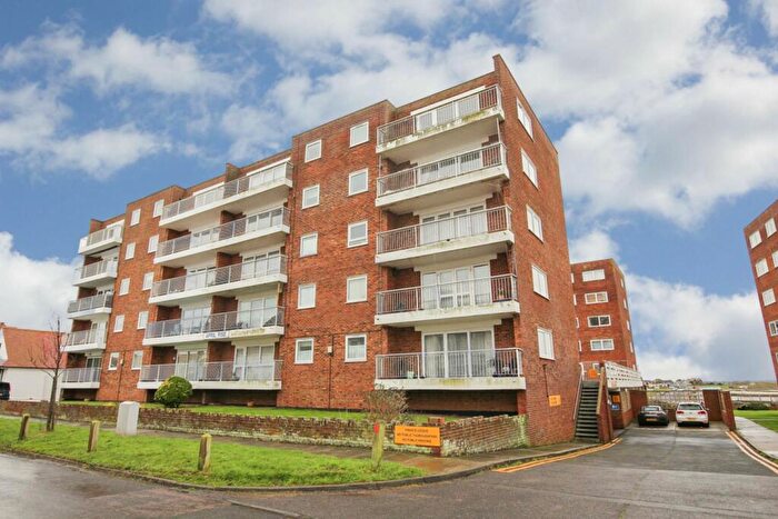 2 Bedroom Apartment For Sale In Alfred Road, Birchington, CT7