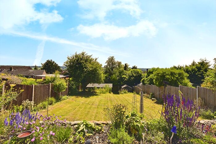 3 Bedroom Bungalow For Sale In Heath Road, Maidstone, Kent, ME16