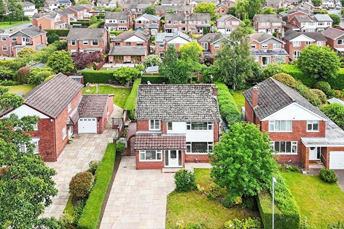 5 Bedroom Detached House For Sale In Holmes Chapel Road, Congleton, CW12