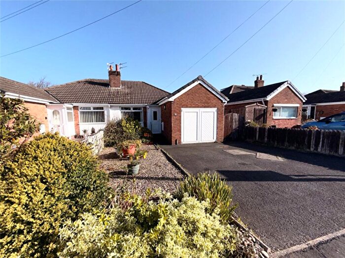 2 Bedroom Bungalow For Sale In Buttermere Drive, Knott End-on-Sea, Poulton-le-Fylde, Lancashire, FY6