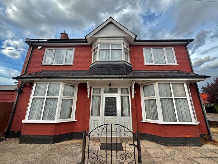 4 Bedroom Detached House For Sale In Evington Lane, Leicester, Leicestershire, LE5