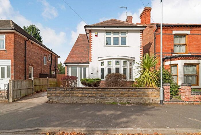 4 Bedroom Detached House To Rent In Cyprus Avenue, Beeston, Nottingham, Nottinghamshire, NG9