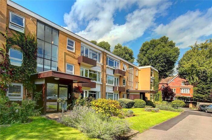 2 Bedroom Flat To Rent In Grange Lodge, Wimbledon Village, SW19