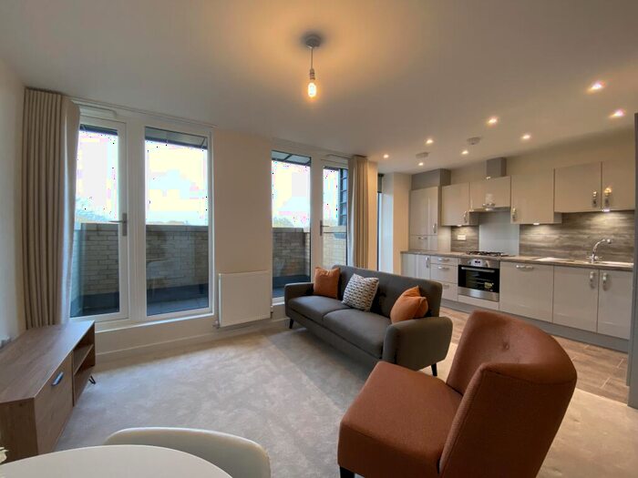 2 Bedroom Apartment To Rent In Itchel Court, Crondall, GU10