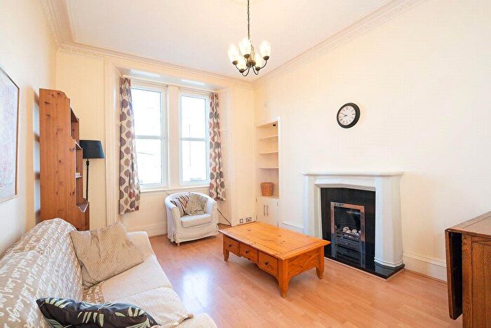 2 Bedroom Flat To Rent In Anchorfield, Edinburgh, EH6