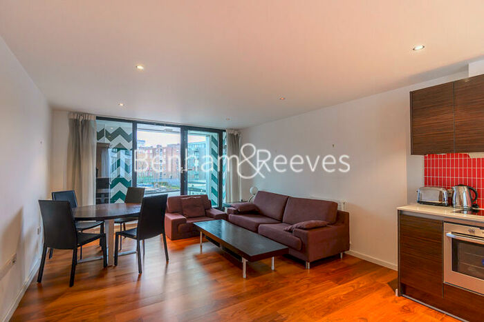 2 Bedroom Apartment To Rent In Westland Place, Old Street, N1