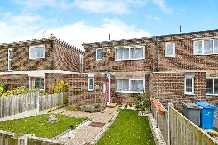 3 Bedroom End Of Terrace House For Sale In Sandringham Drive, Spondon, Derby, DE21