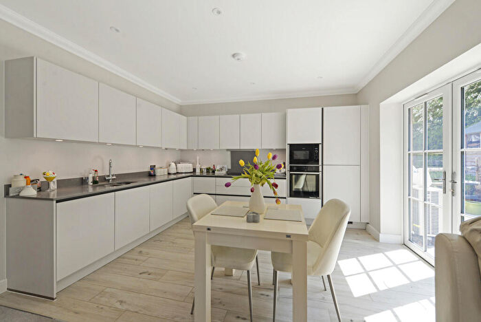 2 Bedroom Bungalow For Sale In Genn Park, Boughton Monchelsea, Maidstone, Kent, ME17